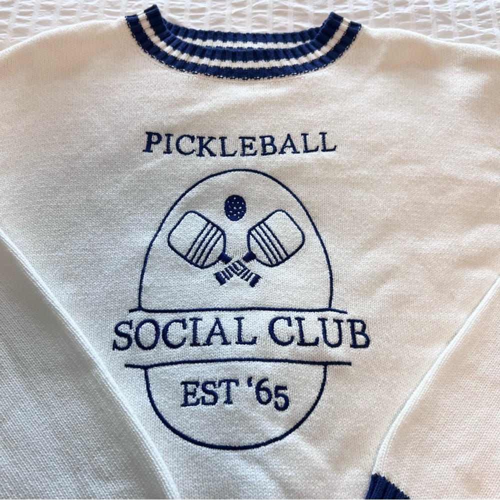 Moon & Madison “Pickleball Social Club Est. 65” Knit Sweater Size M.